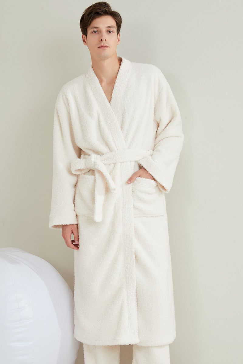 Couple's loose flannel nightgown