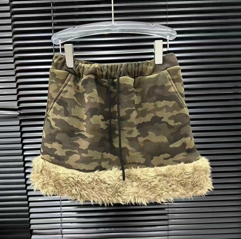 Hooded camouflage two-piece set